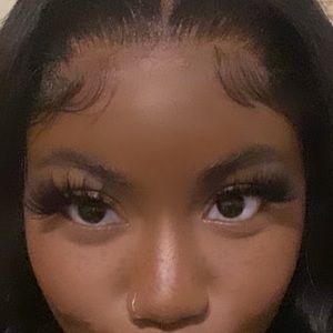 Meet your Posher, Jasmine